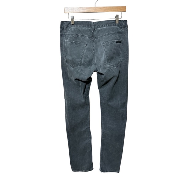 Men's Gray Straight Leg Jeans - Picture 4 of 5